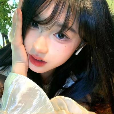 草裙春色